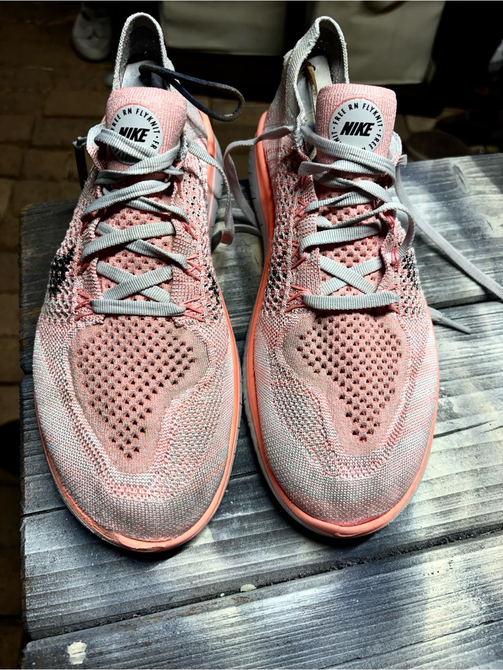 Nike Women's 9 Pink Flyknit Running Shoes